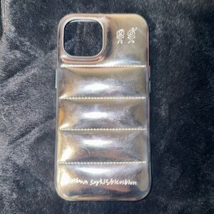 Urban sophistication iPhone 15 puffer case